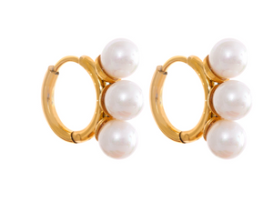 Pearl Small Hoops 💧